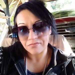 Meet your Posher, Angel